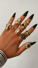 Load image into Gallery viewer, Round Chunky gold plated ring
