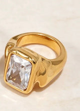 Load image into Gallery viewer, Square Chunky gold plated ring
