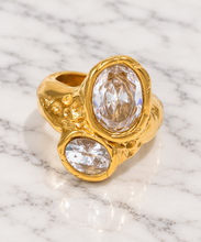 Load image into Gallery viewer, Round Chunky gold plated ring
